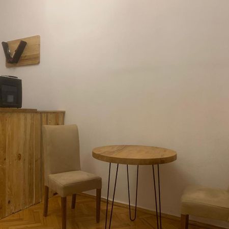Leila Apartment ティビリシ エクステリア 写真