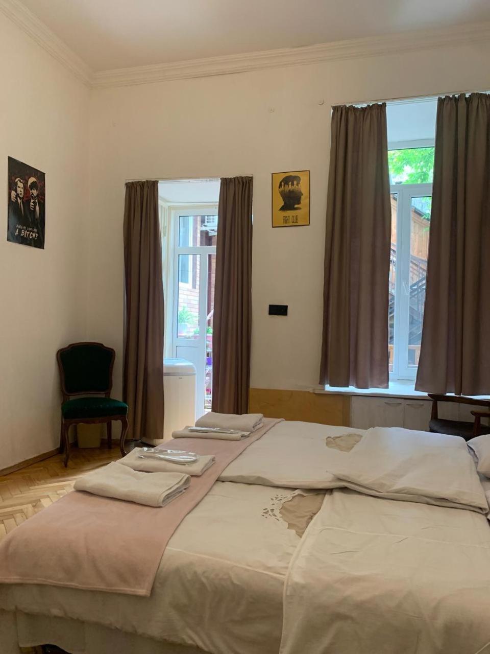 Leila Apartment ティビリシ エクステリア 写真